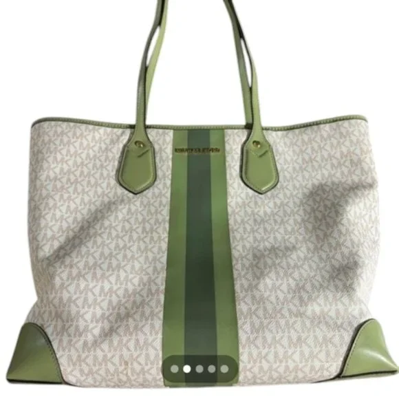 Michael Kors Eva Logo Extra Large Tote Bag - Picture 5 of 6